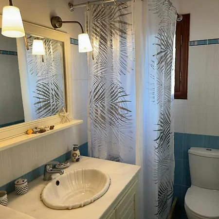 Thea House Patmos Case de vacanță *